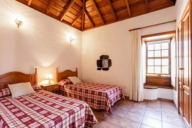 Casa Cruz * Breña Baja