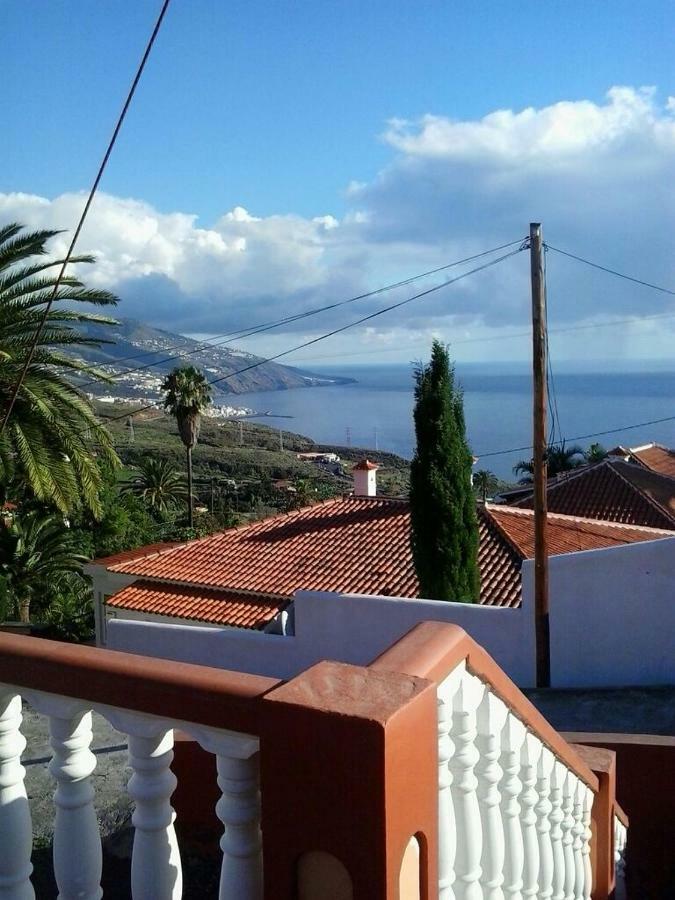 Casa Cruz Breña Baja